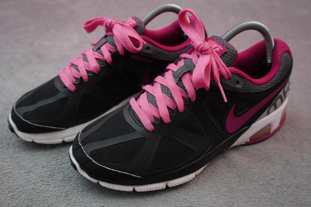 Nike Max Run Lite 4 Shoes Womens Size 8.5 Black Pink Max Air Running Sneakers